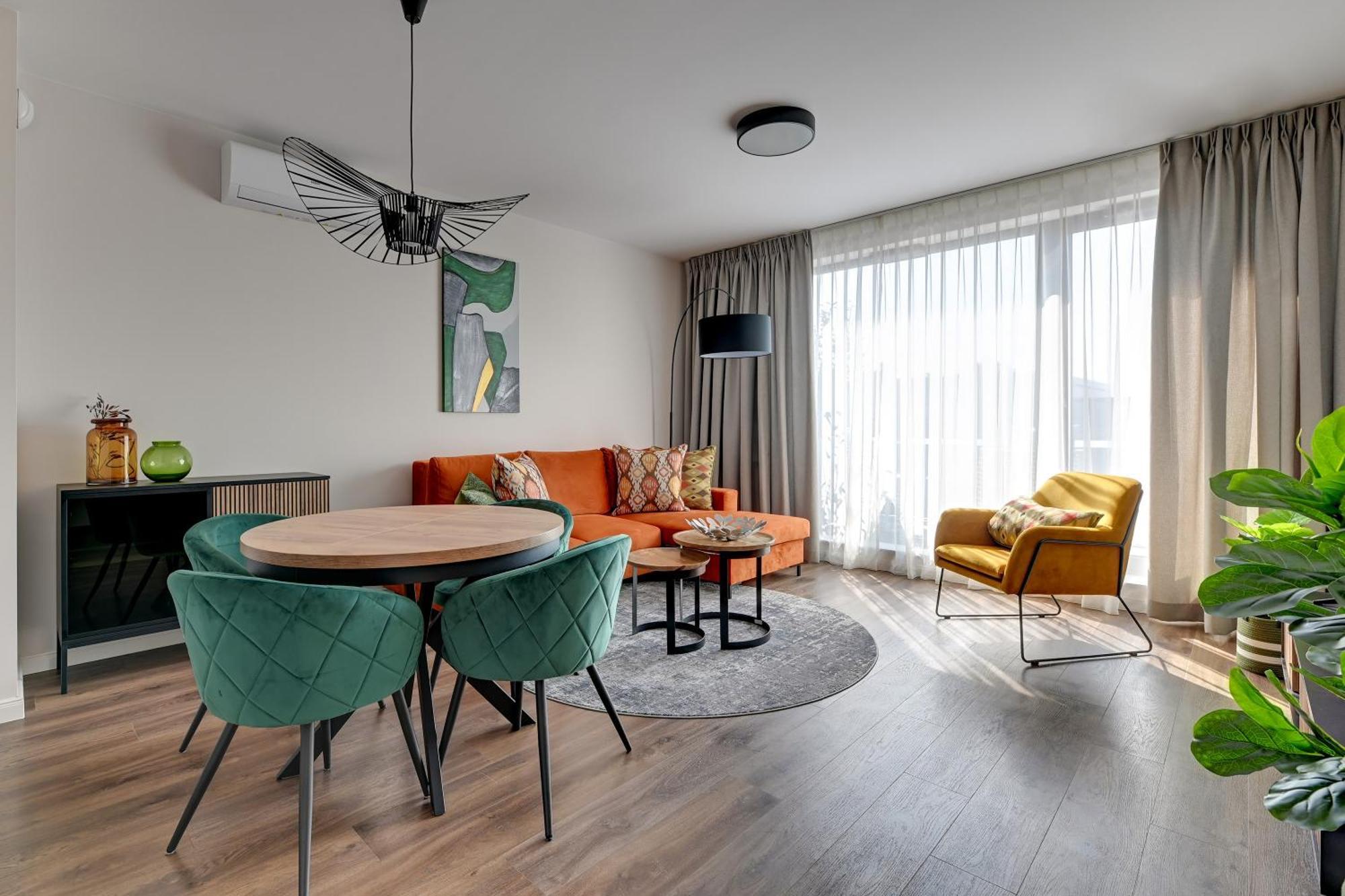 Scala 60h Center Premium With Parking By Lion * Gdańsk