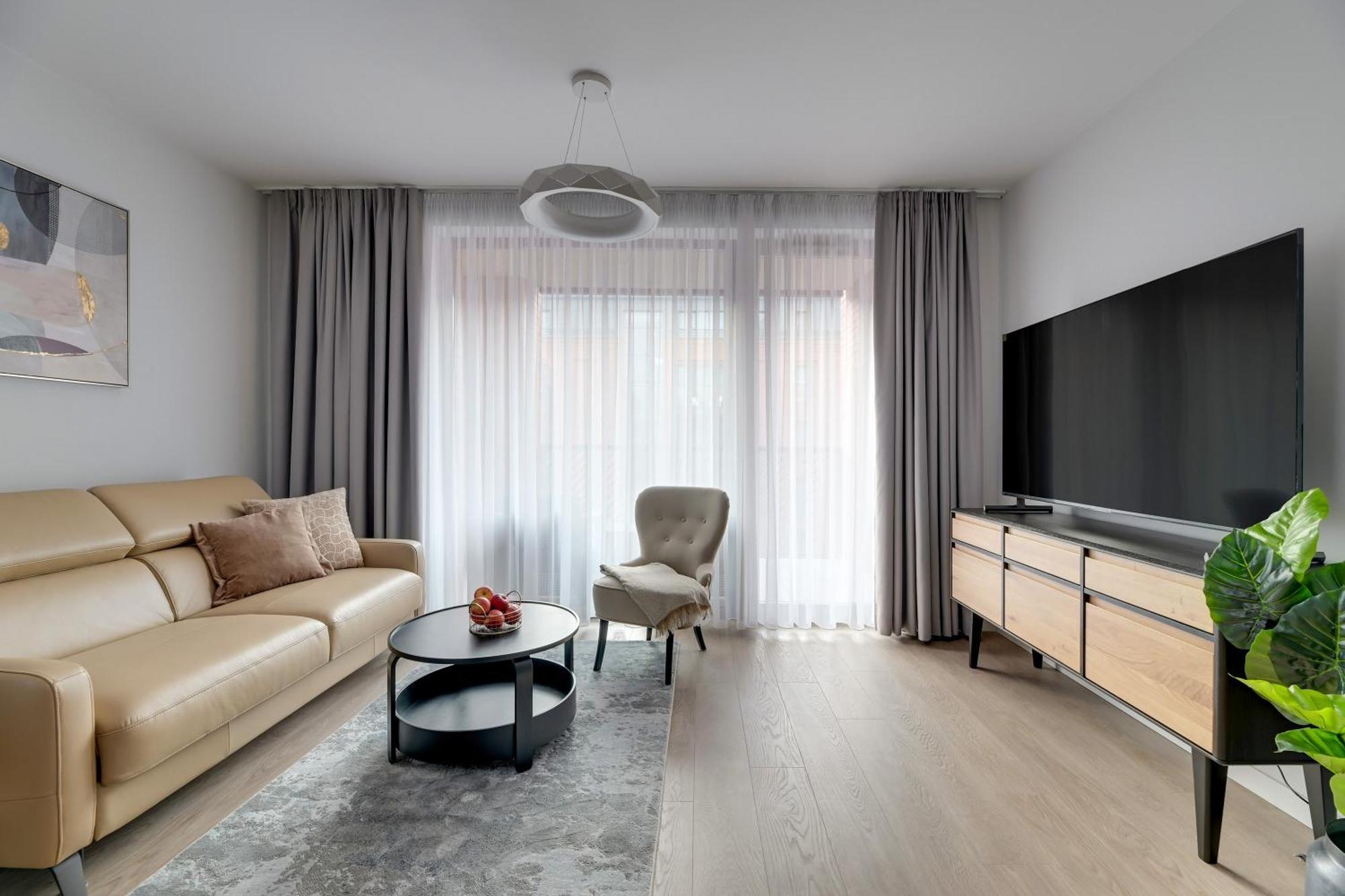 Scala 60h Center Premium With Parking By Lion Apartament *